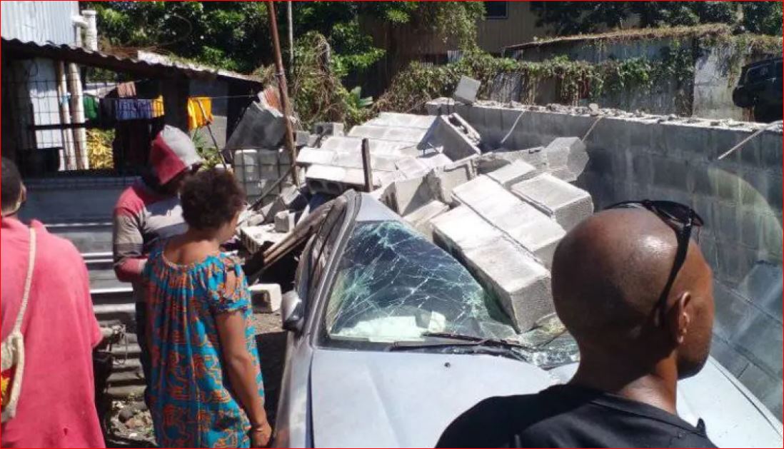 Tërmeti me magnitudë 7.6 godet Papua Guinenë e Re