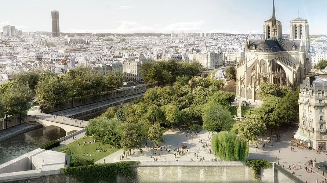 4 vite pas zjarrit shkatërrues, rihapet Notre Dame