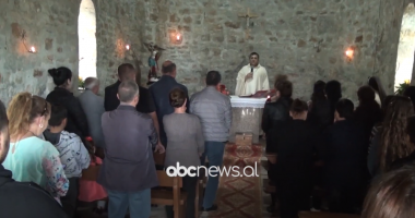 Kurbin, “Shën Mëhilli” bën bashkë katolikë e myslimanë