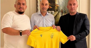 Ish-trajneri i Kukësit bëhet me skuadër të re, firmos në Arabinë Saudite