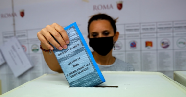 Koalicioni i krahut të djathtë drejt fitores së zgjedhjeve në Itali