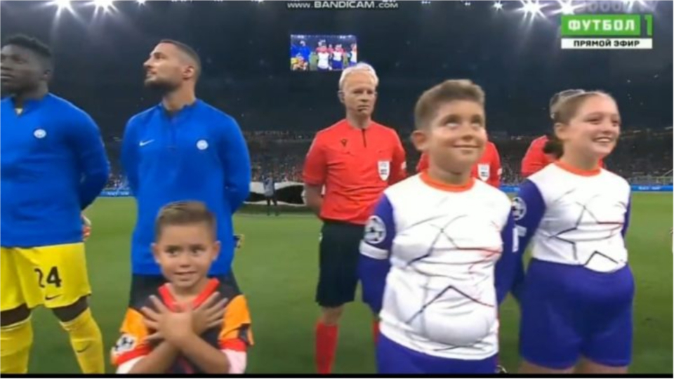 VIDEO/ Shqiponja e “vogël” çmend serbët gjatë himnit të Champions, ndodh në “San Siro”
