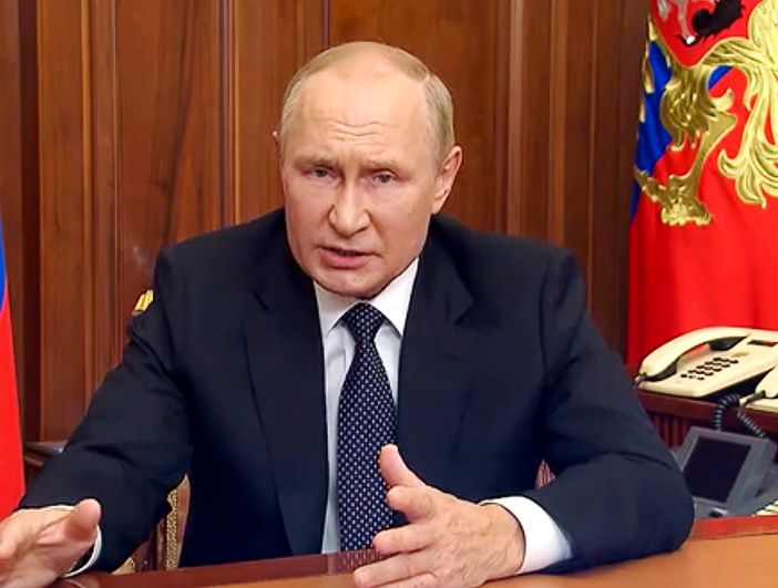 “Asgjë s’po i shkon sipas planit, Putin po u jep direktiva edhe gjeneralëve në terren”