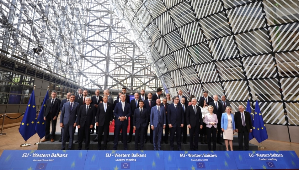 Borrell mbledh në New York liderët e Ballkanit Perëndimor