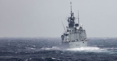 “Bishat” amerikane dhe kanadeze lundrojnë nëpër ngushticën e Tajvanit pas zotimit të Bidenit për të mbrojtur ishullin