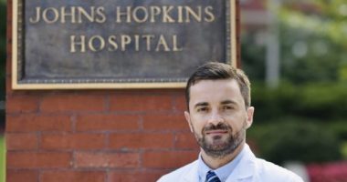 Mjeku shqiptar merr postin e lartë në gjigantin farmaceutik AstraZeneca