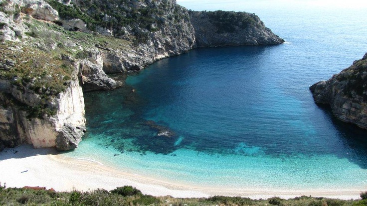 Dy turistë gjermanë kërkojnë ndihmë, humbin rrugën në Karaburun