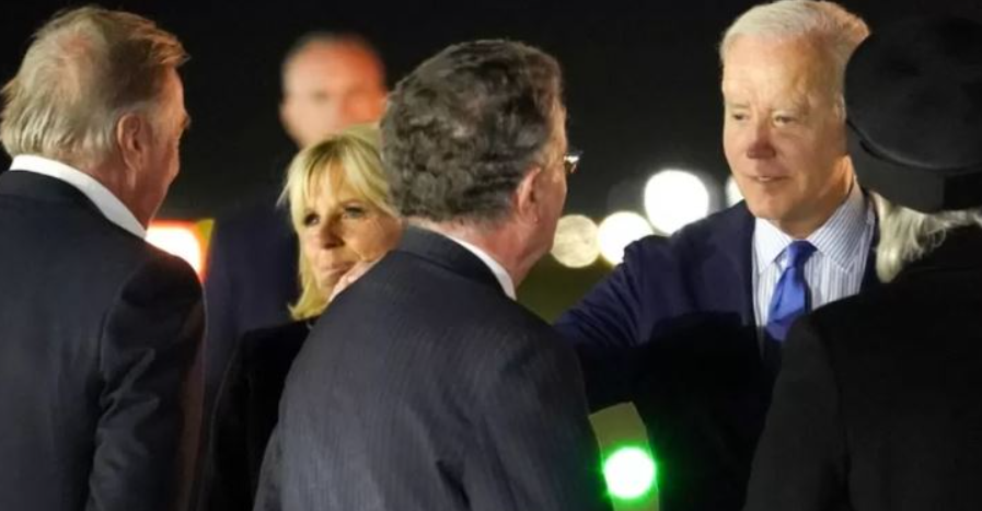 Joe Biden mbërrin në Londër për funeralin e Mbretëreshës