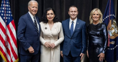 Pas Ramës, edhe Osmani fotografohet krah presidentit Joe Biden