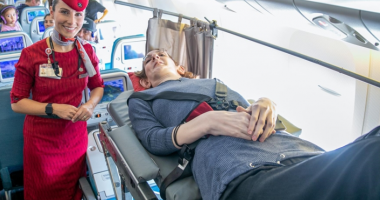 Gruaja më e gjatë në botë bën realitet ëndrrën e madhe, fluturon për herë të parë me aeroplan