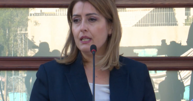 Qeveria miraton paketën: Nga 1 tetori dyfishohet ndihma ekonomike për gratë kryefamiljare me dy fëmijë