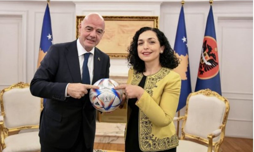 Infantino takim në Kosovë, presidentja Osmani: Ne jemi anëtarë të FIFA-s falë Infantinos dhe Fadil Vokrrit