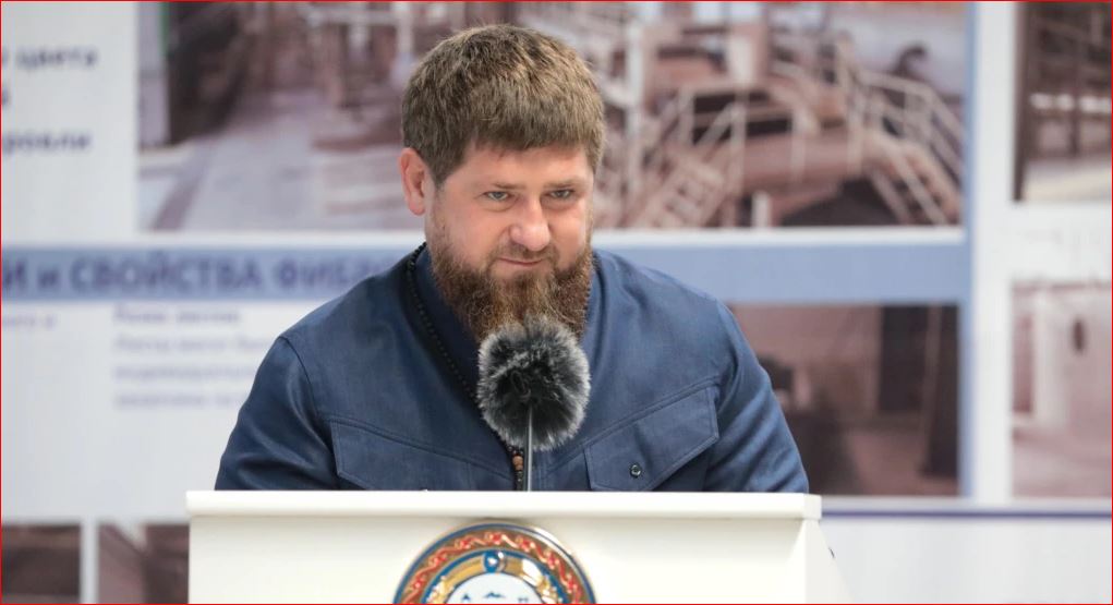 Kadyrov “godet” sërish, pasi i kërkoi Putinit të përdorte armë bërthamore, kërkon shkatërrimin e qyteteve ukrainase