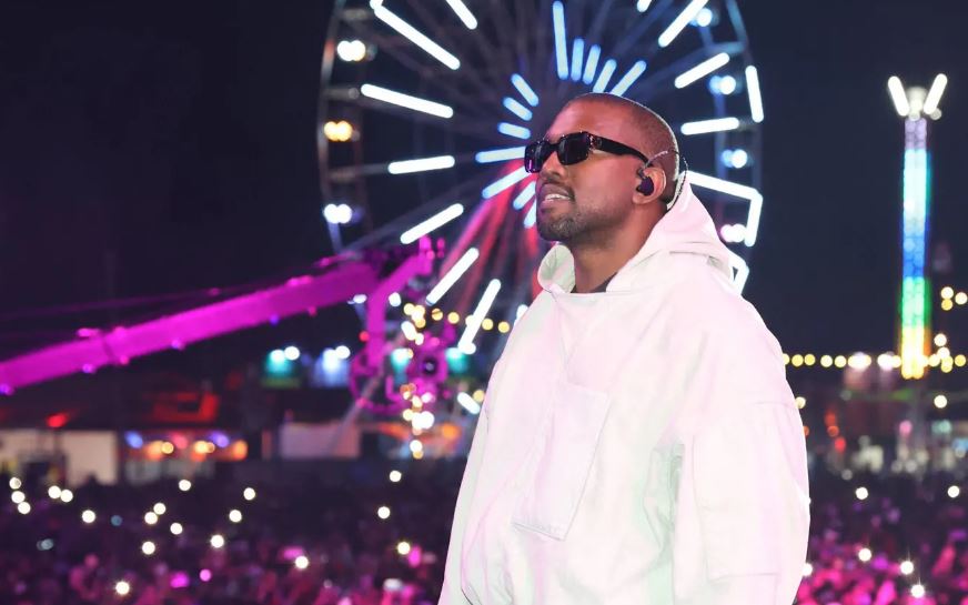 Pas sulmeve të vazhdueshme, Kanye West vendos foto profili ish vjehrrën e tij