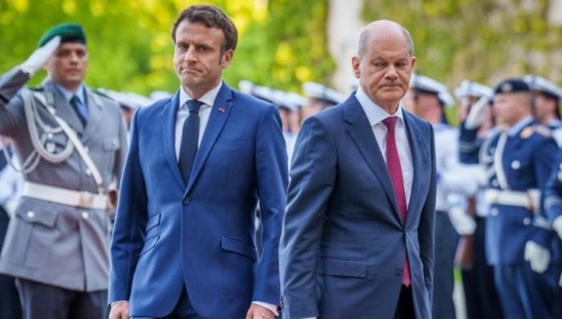 Macron dhe Scholz i dërgojnë letër Vuçiçit: Duhet të merrni vendime të vështira për dialogun Kosovë-Serbi