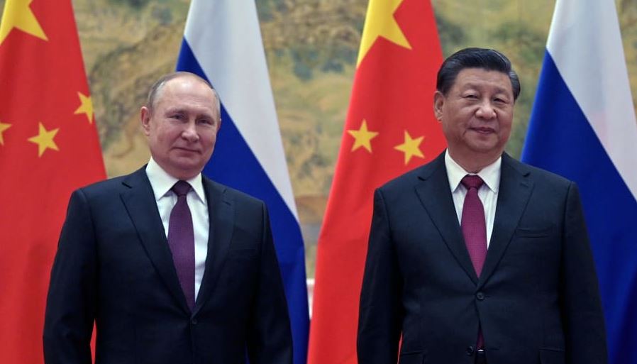 Presidenti kinez mbërrin në Uzbekistan, pritet takimi i pari kokë më kokë me Putinin qe pas nisjes së luftës