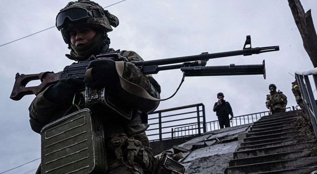 BBC: Më shumë se 900 ushtarë të forcave elitare ruse janë vrarë që nga fillimi i luftës në Ukrainë  