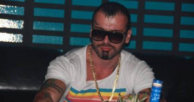 4 vajza fusin në kurth Vali Corleonen, shkojnë në motel dhe i marin Audi-n 100 mijë €, zbardhet skema