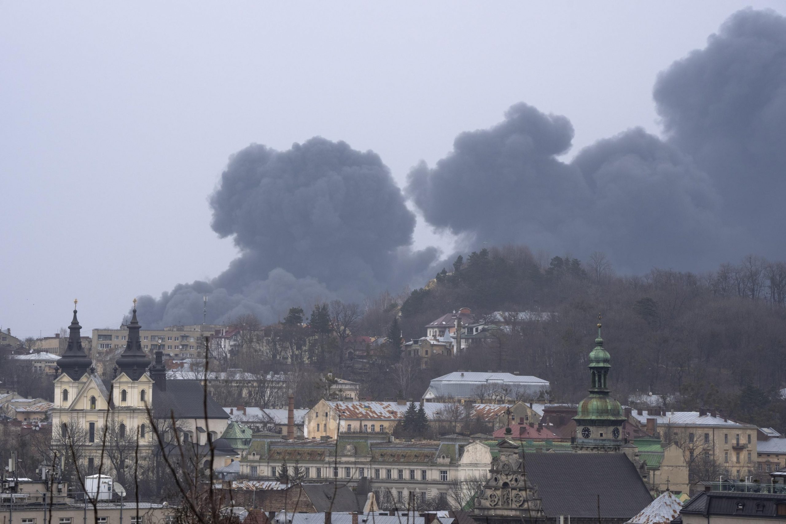 Pas sulmeve me raketa ruse, Lviv përballet me ndërprerje të energjisë elektrike dhe furnizimit me ujë