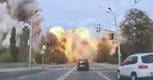 VIDEO/ Zjarri mbulon gjithçka, a është kjo videoja më e frikshme nga lufta në Ukrainë?
