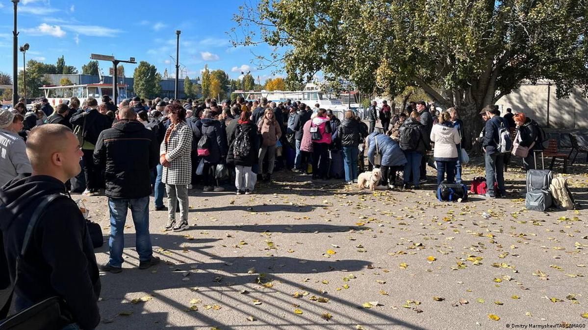 Ukraina do të evakuojë të gjithë ata që duan të largohen nga Kherson