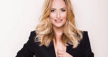 Pasi i dha fund lidhjes 18-vjeçare, zbulohet partneri i ri i Eneda Tarifës, dalin fotot duke u përqafuar