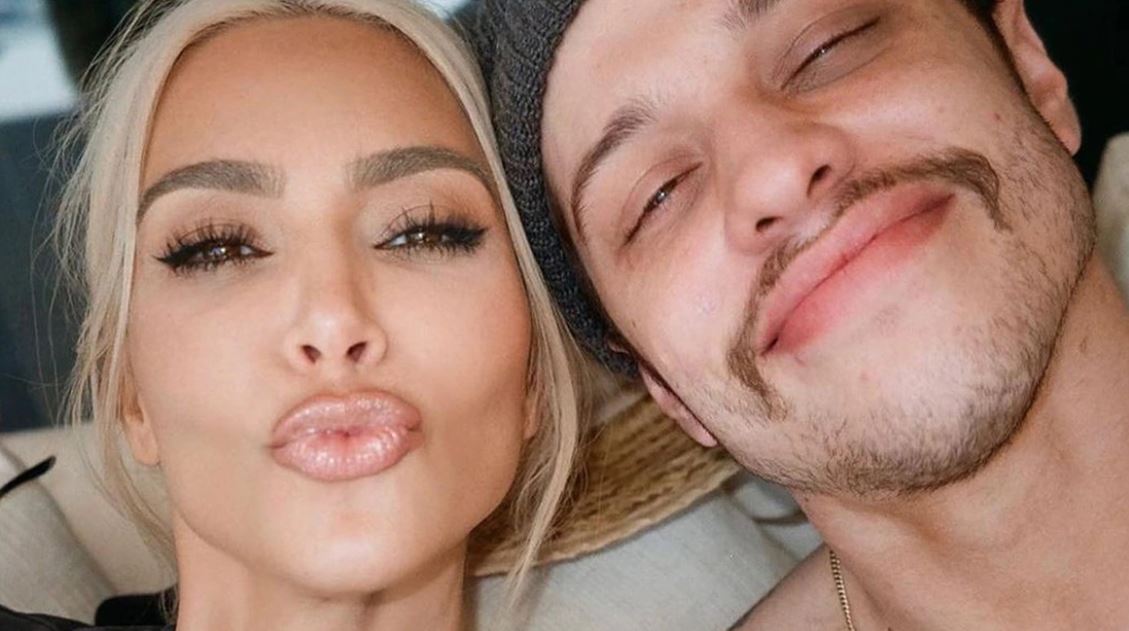 “Kim Kardashian fjeti fshehurazi me Pete Davidson, 2 muaj pas ndarjes së tyre”