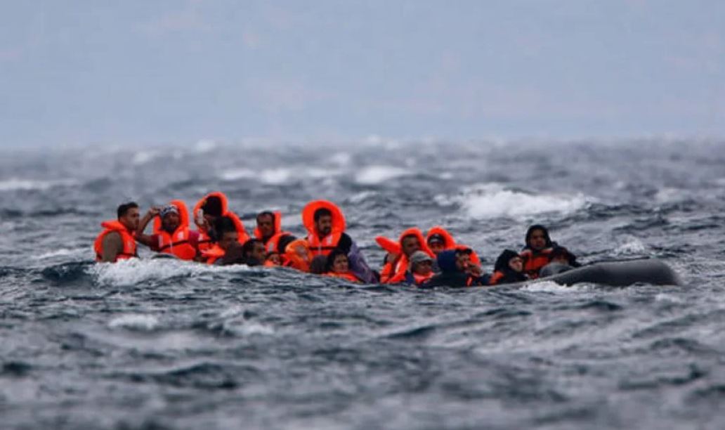 Itali, varka përmbyset në Lampedusa, një vajzë e porsalindur zhduket