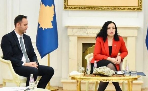 Vjosa Osmani dhe Konjufca kërkojnë anëtarësimin e Kosovës në NATO