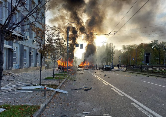 Bombardime masive në Ukrainë, Rusia vendos  në shënjestër perëndimin e vendit