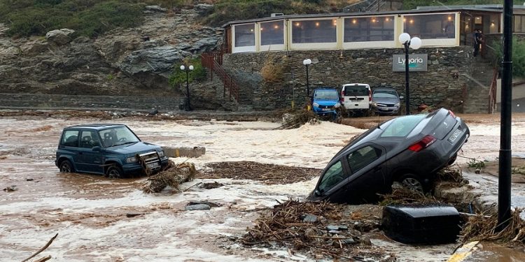 Do të pastronin shtëpinë, fati i çoi drejt vdekjes! Si u mor nga stuhia makina e viktimës në Greqi, nëna e 2 fëmijëve ende e zhdukur