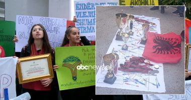 Gjykata nuk ia prish qeverisë, kolegji “Mehmet Akif” mbetet i mbyllur, qindra vajza në rrugë