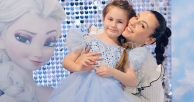 “Nuk dija çfarë të bëja”, Amarda Toska rrëfen momentin e vështirë me të bijën