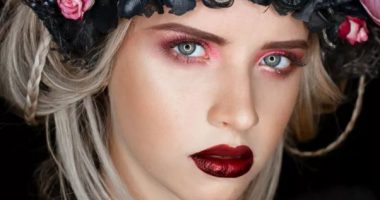 Guxoni! Buzëkuqi i errët është trendi i momentit