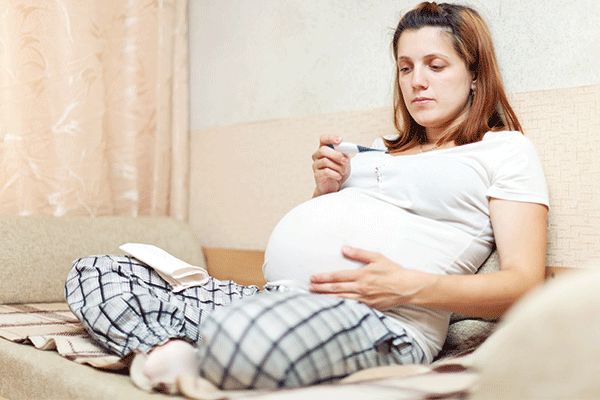 Pse duhet të shmangni ftohjet gjatë shtatzënisë