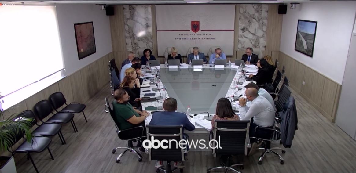 ERE: Rritja e çmimit të energjisë për fashën 800 KWH nis në 1 nëntor