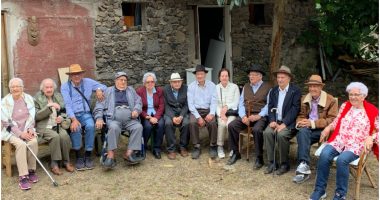 12 vëllezër dhe motra vendosin rekord Guinnes si familja më e vjetër në botë