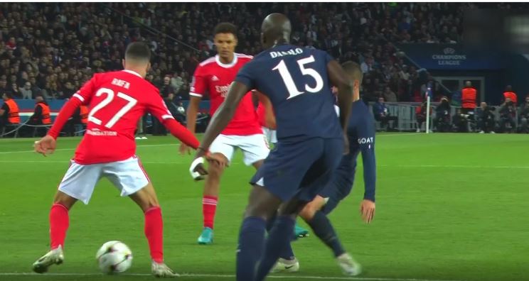 VIDEO/ Shokohet PSG, Benfica barazon shifrat
