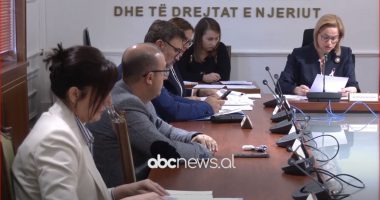 Dosjet e sigurimit, debate PS-PD tek Ligjet: Nuk e votojmë nëse është për një individ