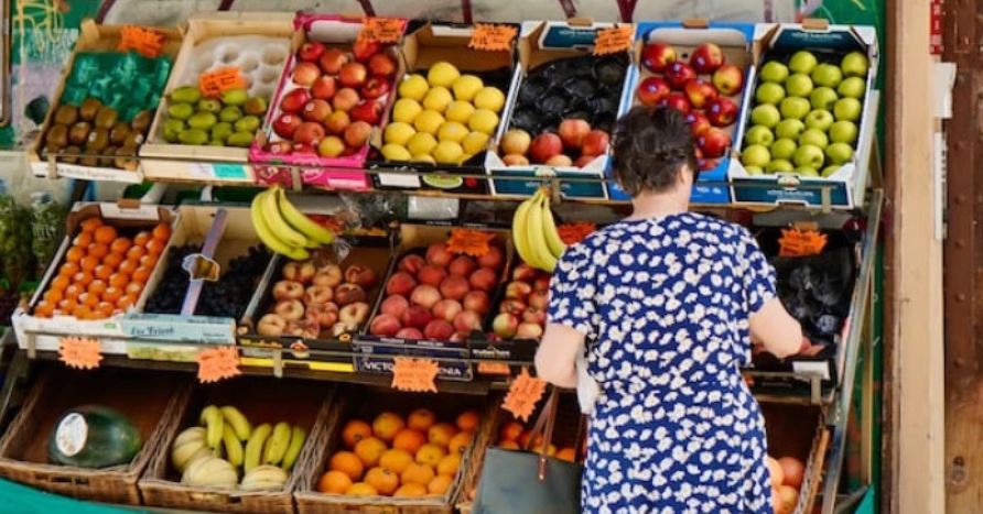 Kujdes kur blini fruta dhe perime në treg! Nutricionistja zbulon sekretin që duhet të dini