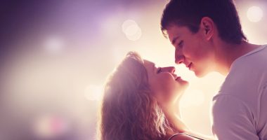 Nuk ka të bëjë vetëm me pamjen, 2 cilësi që një mashkull nuk i reziston dot një gruaje