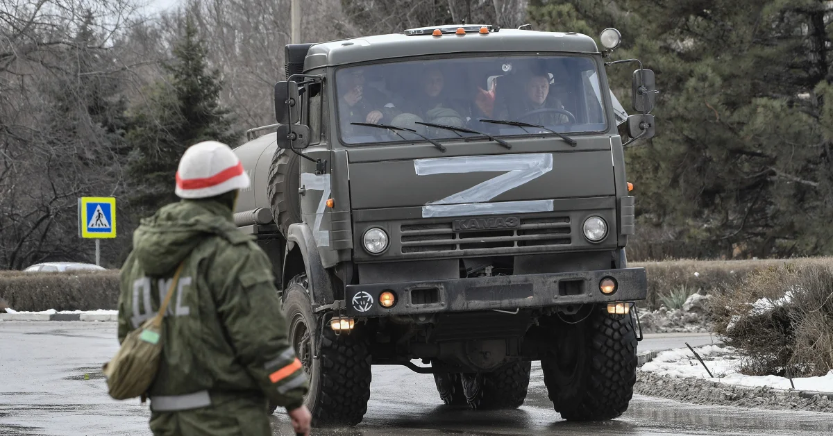 Po dëgjonte këngë ukrainase, rusi gjobitet dhe dënohet me burg