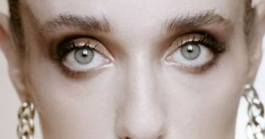 Si t’i bëni vetullat tuaja të duken më bukur se kurrë