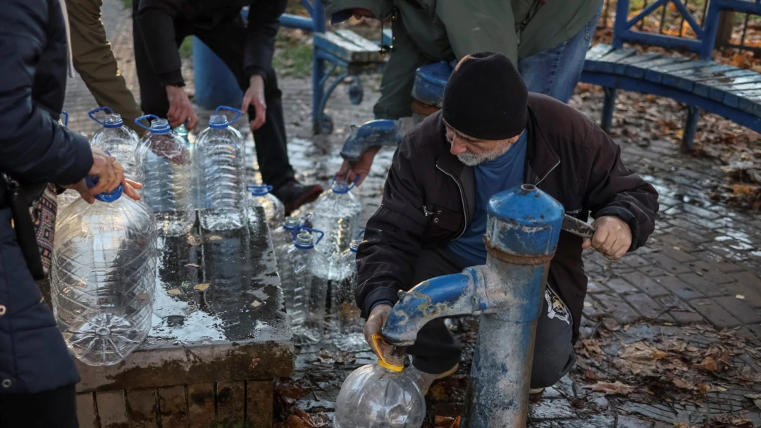 Sulmet ruse lënë Kievin pa energji dhe ujë