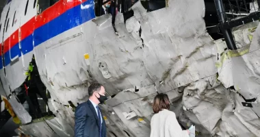 U dënuan me burgim të përjetshëm për rrëzimin e avionit MH17, Australia i kërkon Rusisë dorëzimin e 3 autorëve