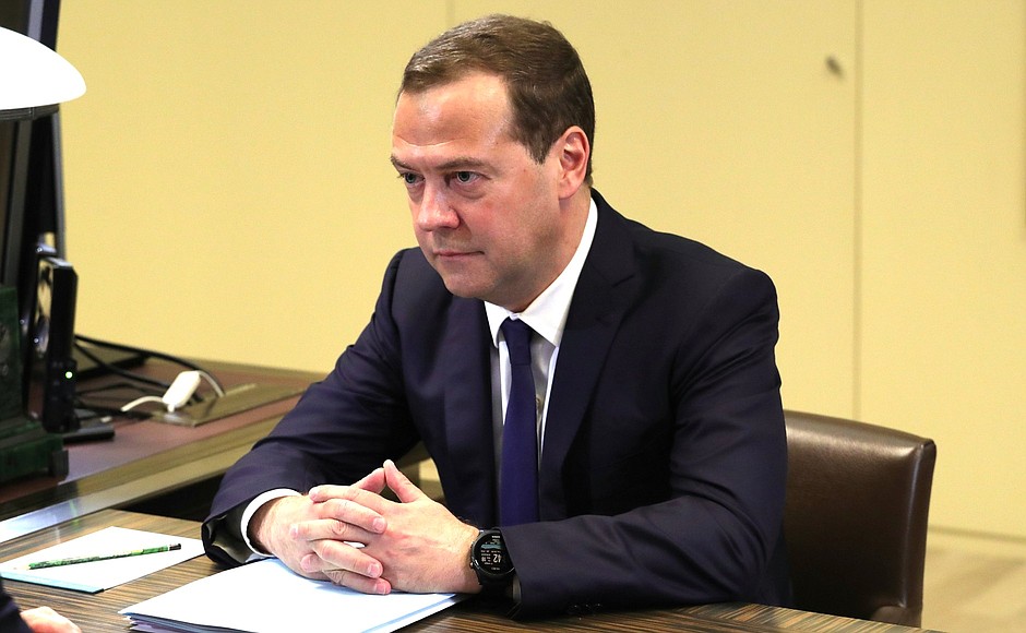 Incidenti në Poloni, Medvedev: Perëndimi është më pranë se kurrë luftës botërore