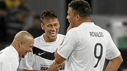 Ronaldo motivon Neymar: Kthehu shpejt dhe merr trofeun për ty dhe Brazilin