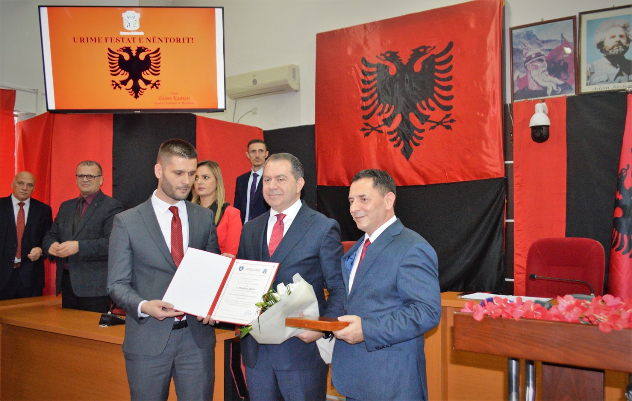 Komuna e Malishevës në Kosovë shpall “Qytetar Nderi” Shpëtim Idrizin