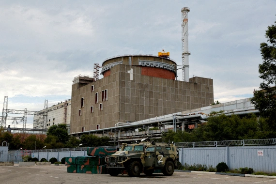 Rusia bombardon Zaporizhzhian, tronditet centrali bërthamor
