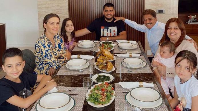 Sot në familjen e Ermal Fejzullahut ka festë, e zbuloi vetë këngëtari